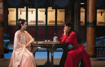 百亿赘婿在身边——现代都市情感短剧的魅力之旅