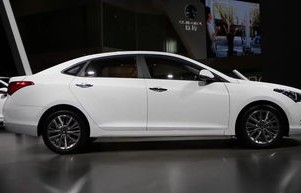 现代伊兰特尊贵版落地价(现代伊兰特尊贵版落地价多少)