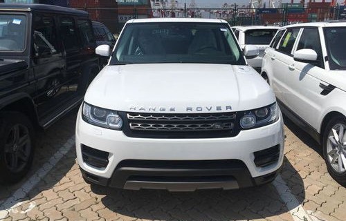 最便宜的路虎多少钱一辆(开路虎一般什么档次人)