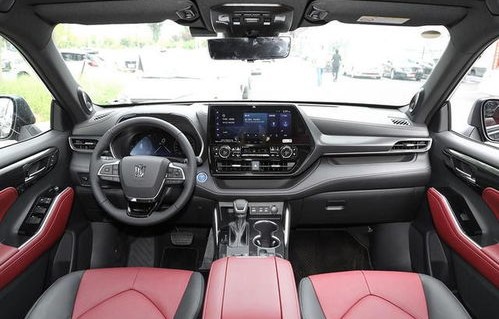 皇冠陆放好还是汉兰达好(皇冠陆放跟汉兰达怎么选)