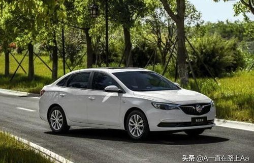 家庭用轿车前五名(家庭轿车排行榜前十名)