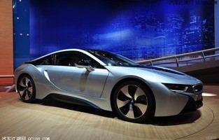 宝马i8最新价格2023款(宝马i8最新消息)