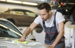 正常保养一次多少钱(车子正常保养一次多少钱)