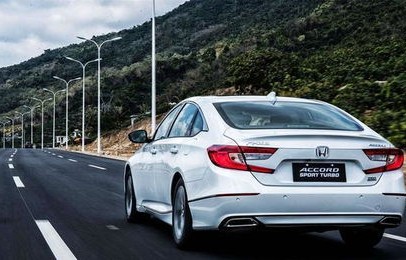 日系汽车品牌大全图片及价格(日系汽车品牌大全图片及价格本田汽车)