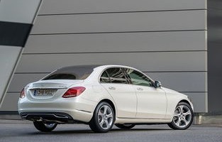 奔驰c200报价及图片(奔驰C200报价及图片)