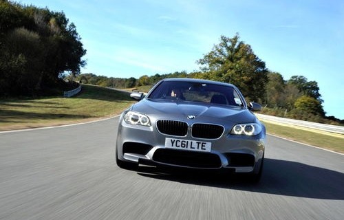 宝马m5报价及图片(宝马m5报价2023款价格及图片)