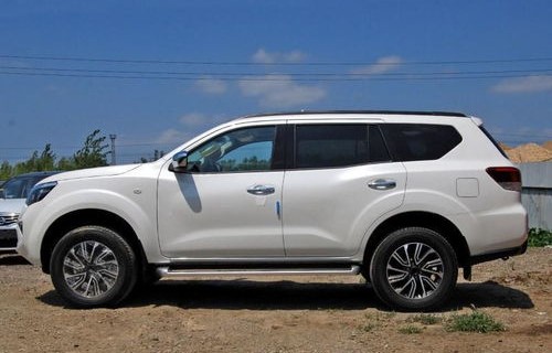 尼桑途达2022款新款图片价格四驱(尼桑途达车型及报价)