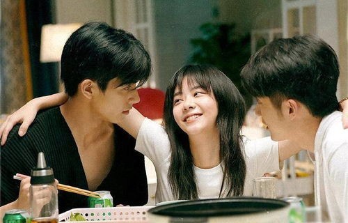 高笑笑与家人的短剧亲情之旅（共30集）