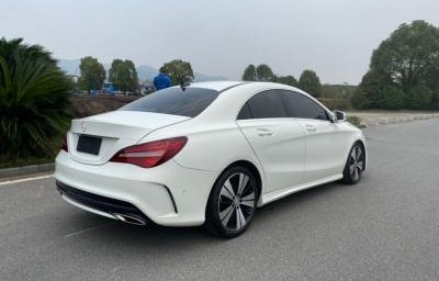 cla200奔驰多少钱(cla200奔驰多少钱2021款)