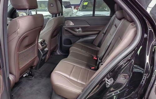 奔驰gle350价格(奔驰GLE350价格表2023)