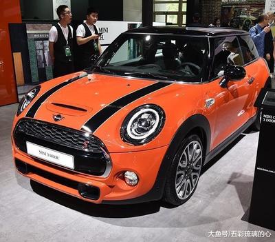 女士mini汽车(女士迷你汽车)