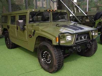 枭龙越野车(枭龙越野车民用版2020)