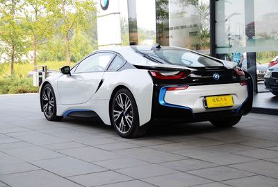 宝马i8报价(宝马i8报价及图片2021款)