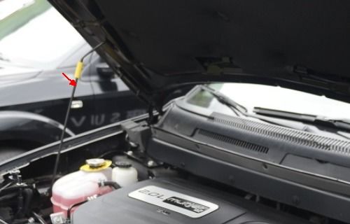 道奇(道奇酷威保险丝盒图解)