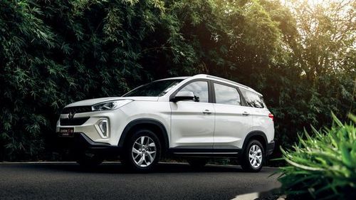 五菱宏光s3(五菱宏光s3自动挡上市)