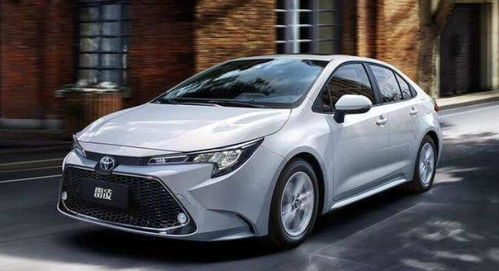 女生适合卡罗拉还是雷凌(女生开卡罗拉还是雷凌)