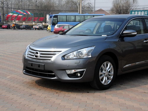 日产天籁图片(老款日产天籁图片)