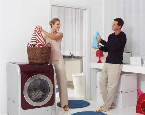 打工人钟点房里的羽绒服洗护记