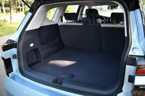 五菱宏光7座多少钱一辆(五菱宏光7座车型多少钱)