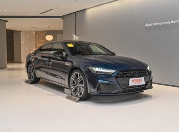 奥迪官网价格表(奥迪官方网价格和图片)