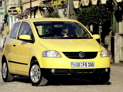 上海大众迷你小汽车(大众小型迷你轿车)