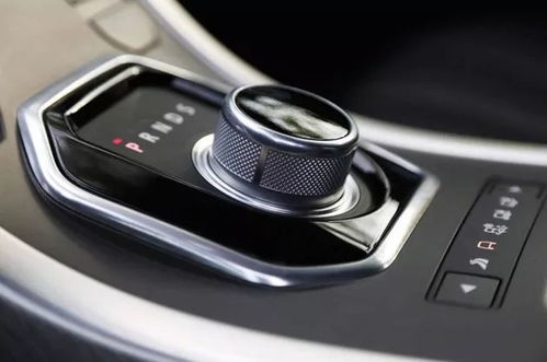 自动挡汽车起步步骤(自动挡汽车起步操作流程)