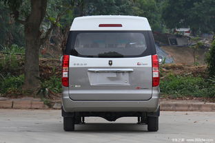 金杯海狮5座面包车(金杯海狮5座面包车可以拉货吗)