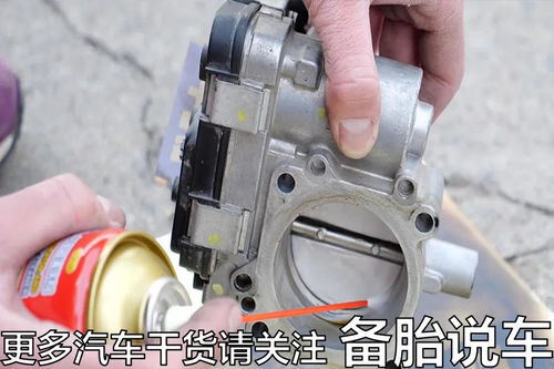 节气门多久清洗一次(节气门多久清洗一次多少钱)