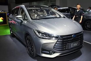 比亚迪宋混动版价格(比亚迪宋混动版价格油电两用)