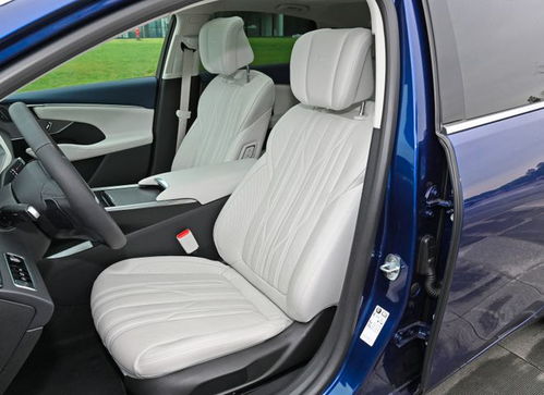 别克君越艾维亚(别克君越越尊版)