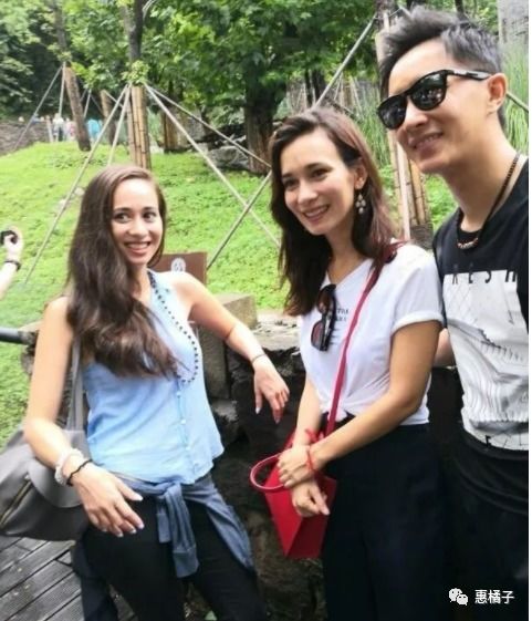 全牡丹江的偶遇，韩庚卢靖姗的魅力之旅