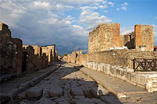 广东东莞揭秘南海卫城墙遗址，古迹重现，历史再续