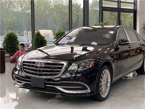 奔驰新B级轿车，精工细作，引领未来风潮