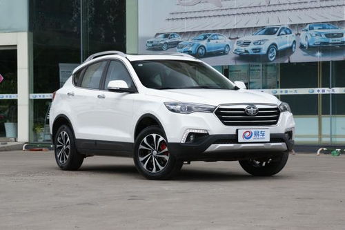 奔腾X80,一款引人注目的车型详解与图片展示 奔腾X80,一款引人注目的车型详解与图片展示