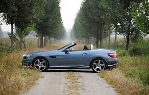 奔驰敞篷车有哪几款多少钱(奔驰敞篷车有那几款)