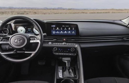 第七代伊兰特参数配置(七代伊兰特参数配置详细)