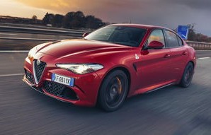 阿尔法罗密欧giulia四叶草(阿尔法罗密欧giulia四叶草跑赛道)