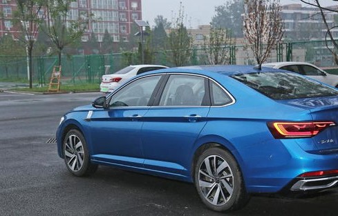 一汽大众速腾2023款报价及图片(一汽大众速腾2023款报价及图片视频)