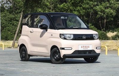 奇瑞qq新能源汽车(奇瑞新能源汽车价格及图片)