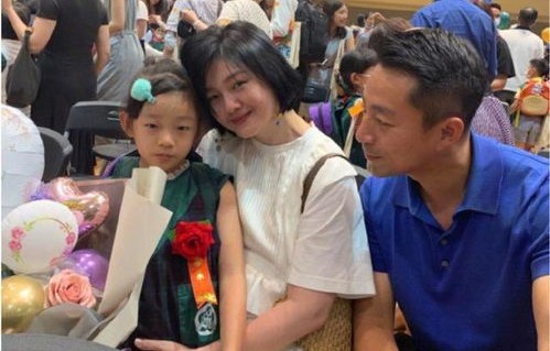 大S去世后汪小菲连换三次头像的背后故事