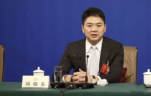 村民眼中的慈善与责任，刘强东发钱是否理所应当？