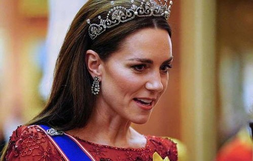 落难王妃的逆袭之路，70集短剧的华丽篇章