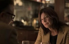 穿梭世纪来爱你，公主与首富的现代情缘