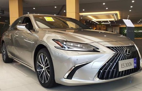 附近雷克萨斯4s店地址及电话(买雷克萨斯十大忠告)