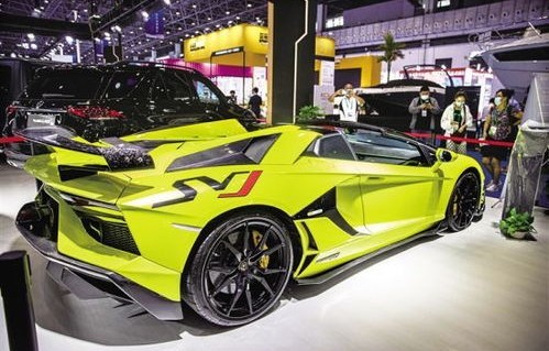 兰博基尼跑车多少钱(兰博基尼跑车多少钱人民币)