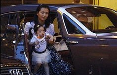 葛斯齐澄清，汪小菲未驾豪车赴S家哀悼，事实真相待明察