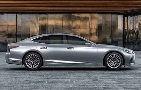 雷克萨斯新款车型上市2023(雷克萨斯新款车型上市2023图片)