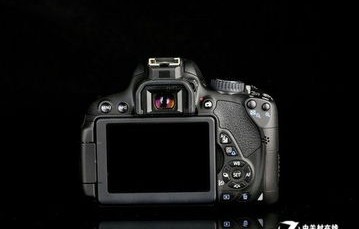 佳能650d过时了吗(佳能650d参数)