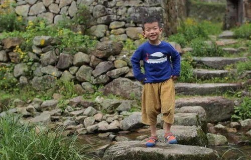 短剧他从山里来——40集的乡村故事