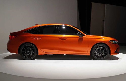 思域和雅阁是一个档次吗(思域和雅阁是一个档次吗图片)